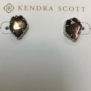 Gorgeous grey/purple Kendra Scott stud earrings.